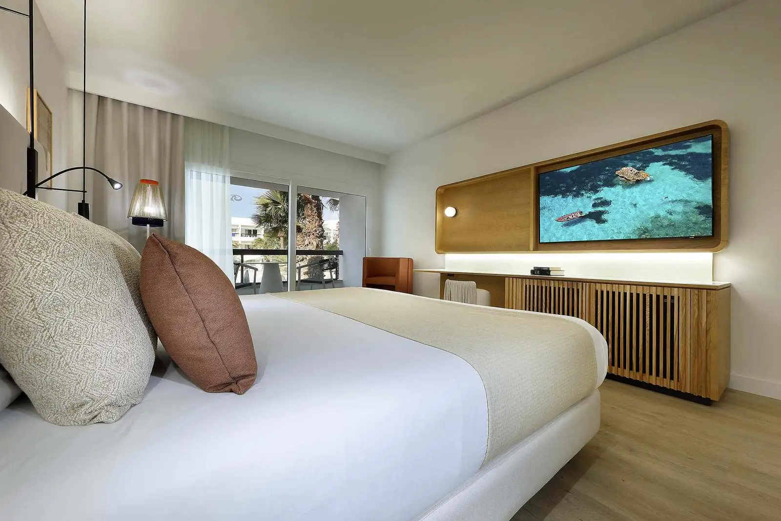 GP-IBZ-PALACE-HABITA-DELUXE-POOL-VIEW_MG_9931