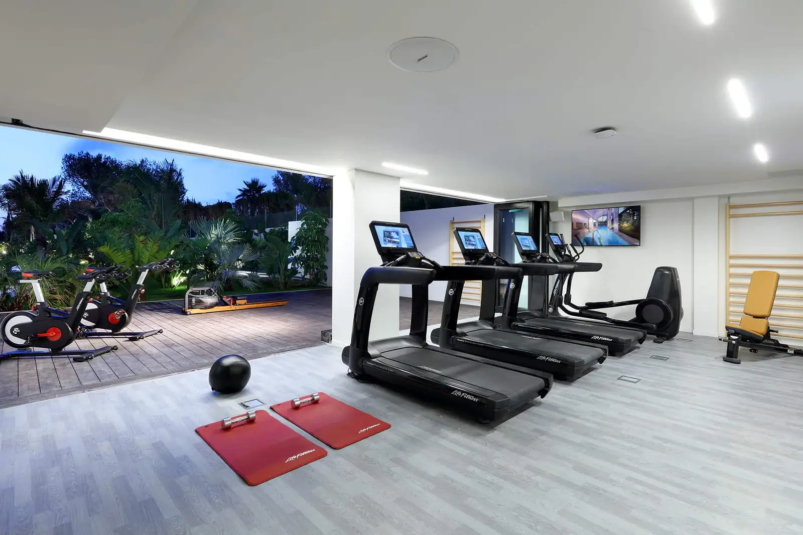 Bless-Hotel-Ibiza-Gimnasio