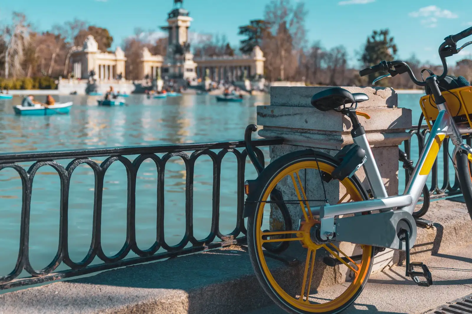 Paseo en bici retiro madrid