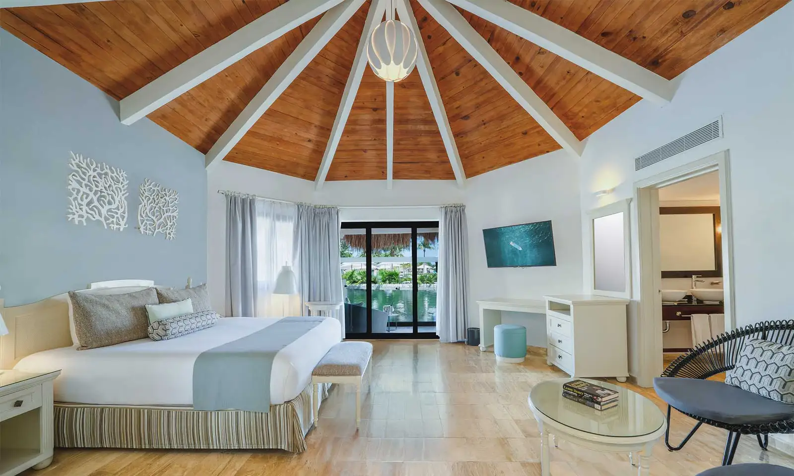 gp-white-sand-romance-bungalow.jpg