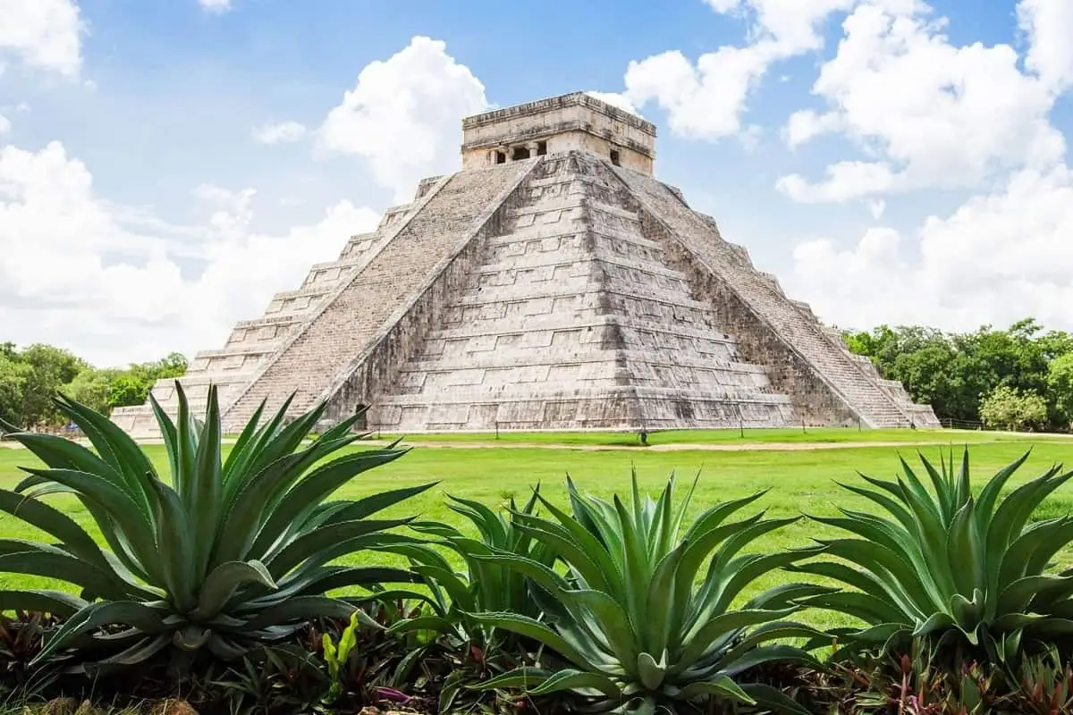 riviera-maya-piramide
