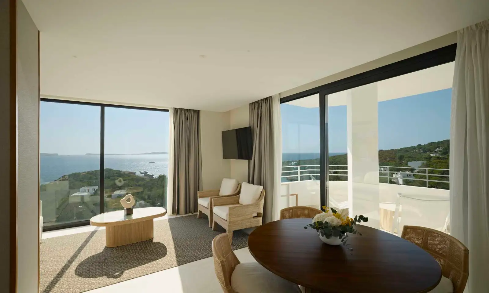 Signature-Level-TRS-Ibiza-Hotel-Presidential-Suite-6