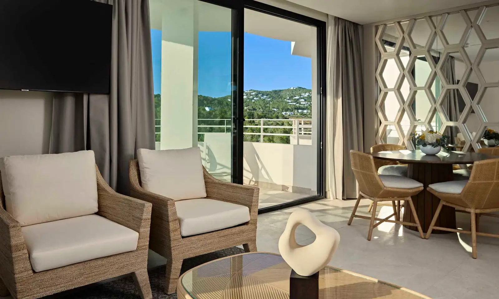 Signature-Level-TRS-Ibiza-Hotel-Presidential-Suite-4