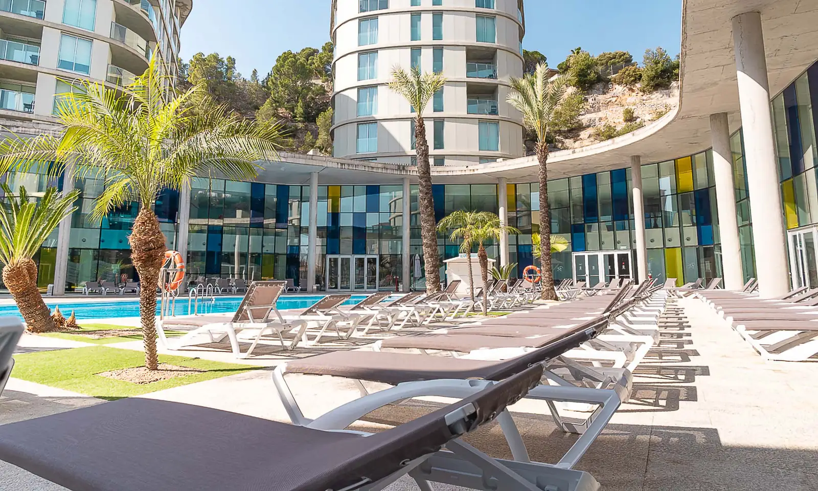 palladium-peniscola-exterior-piscina