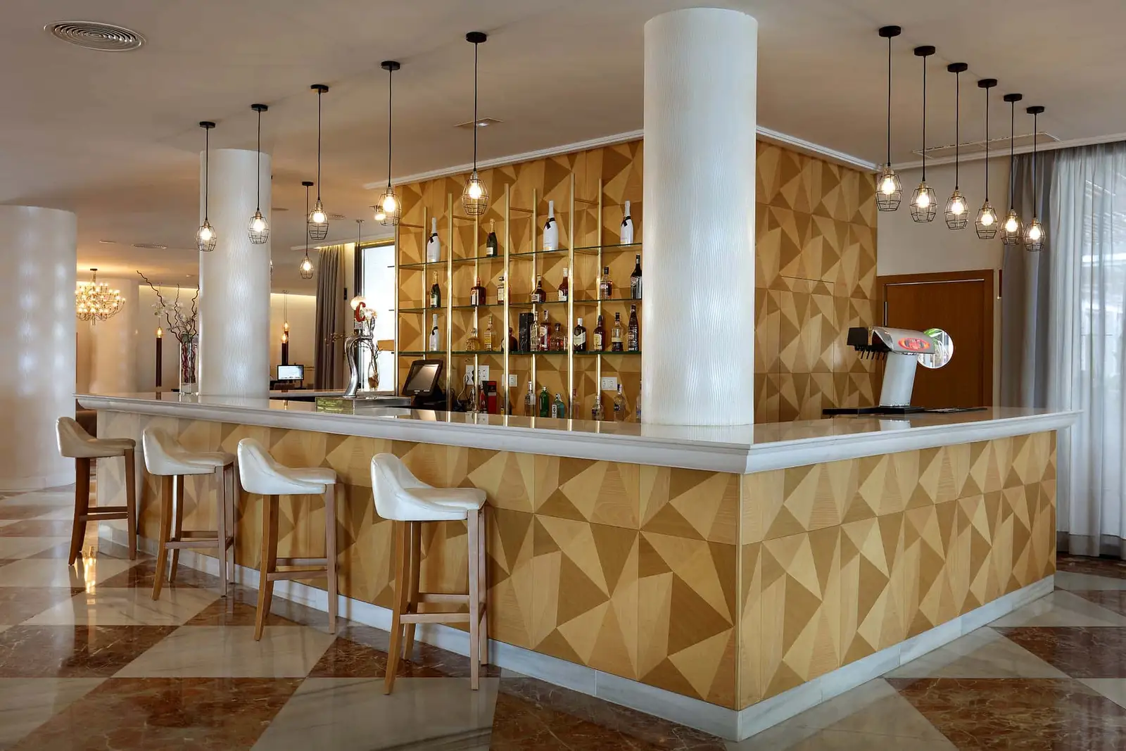 Palladium-Hotel-Palmyra-Lobby-bar-2