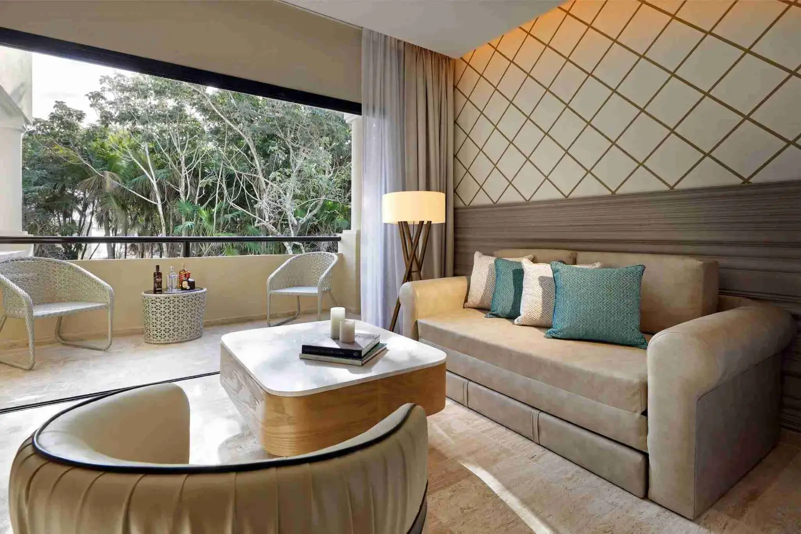 TRS-YUCATAN-Hotel-Junior-Suite-Jacuzzi-Terrace-Poolside10