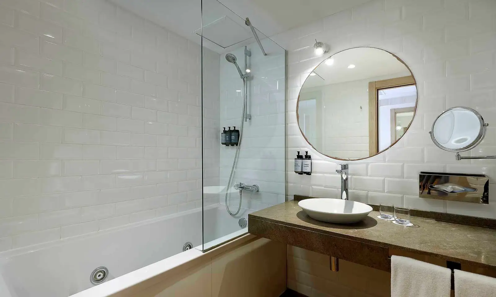 GP-WHITE-ISLAND-HABIT-SUPERIOR-7003_MG_9725