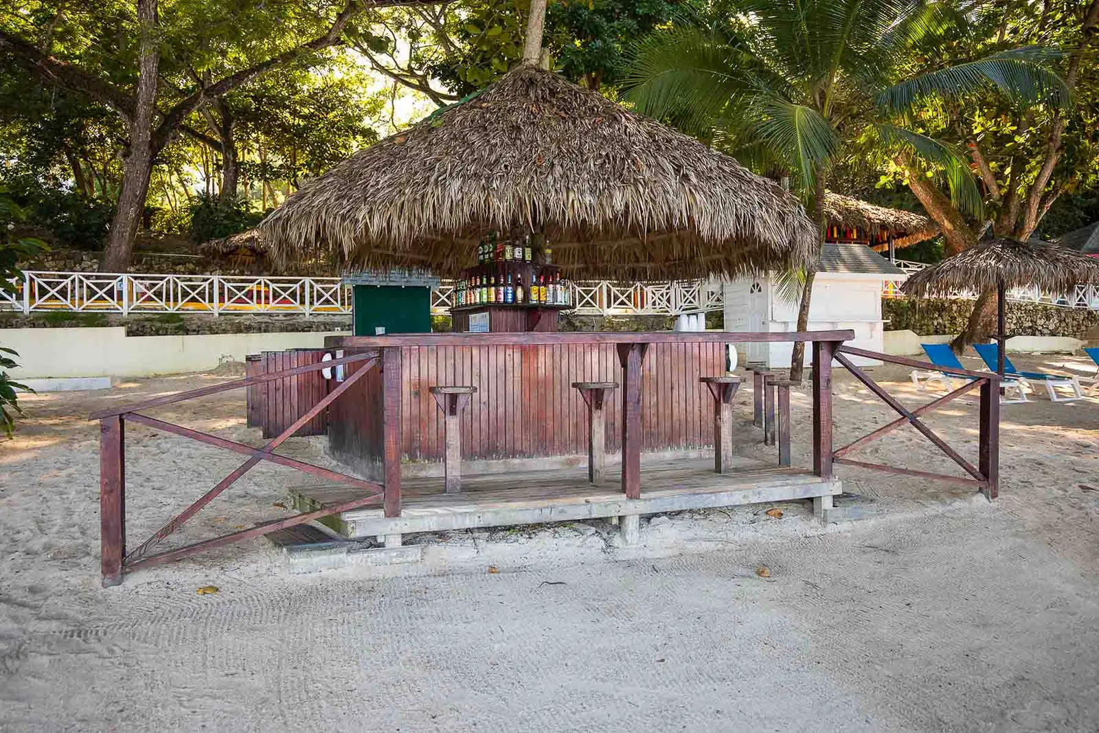 Grand-Palladium-Jamaica-Complex-Mento_Bar