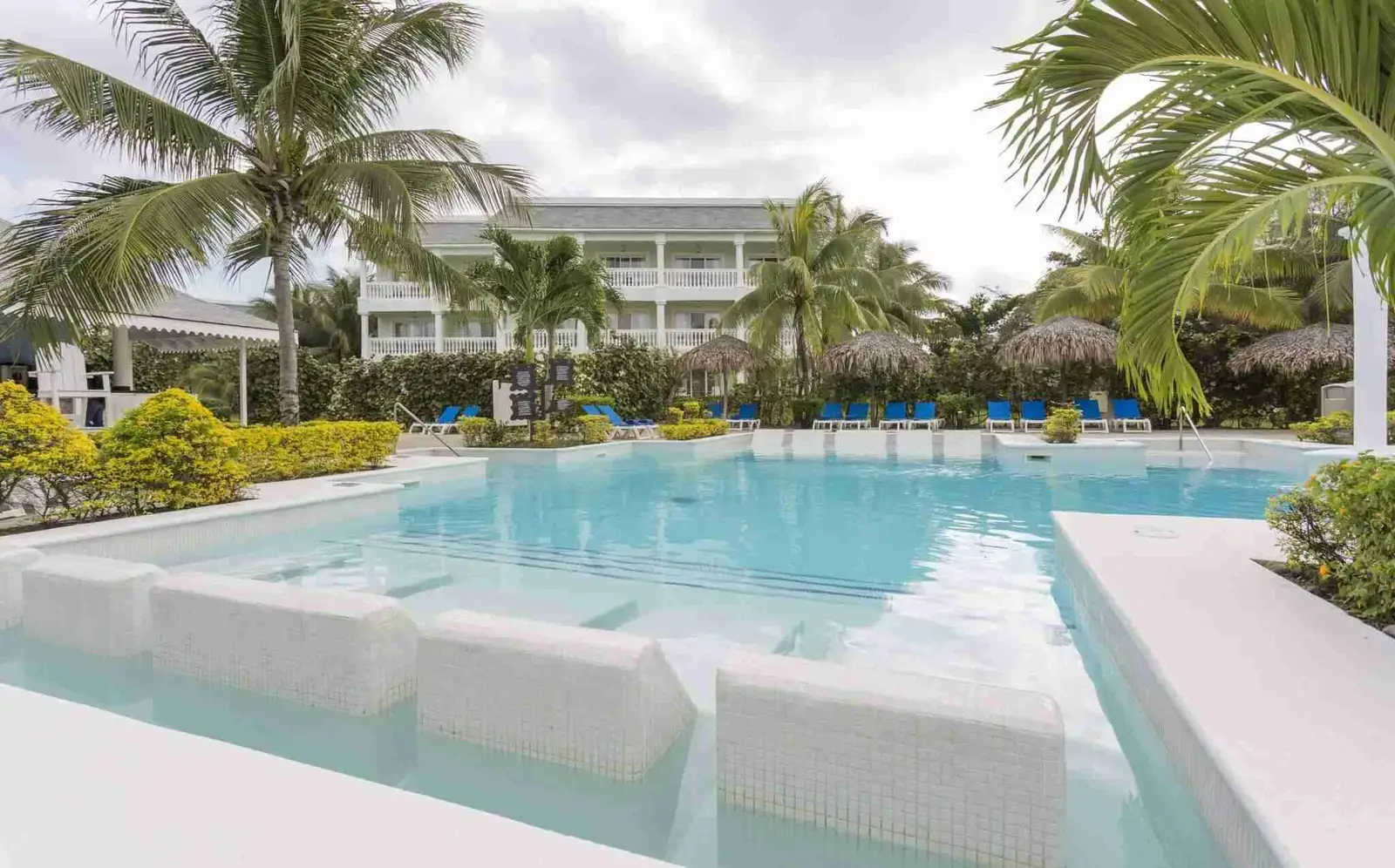 GP-Lady-Hamilton-Galer-a