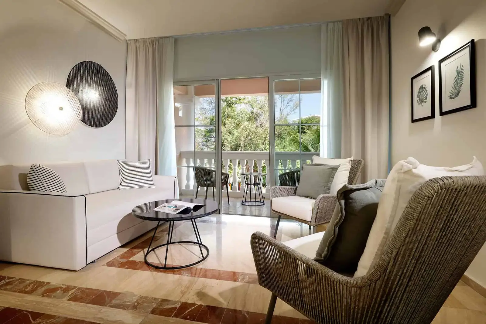 03-GP-JAMAICA-JS-POOLSIDE-OCEANVIEW