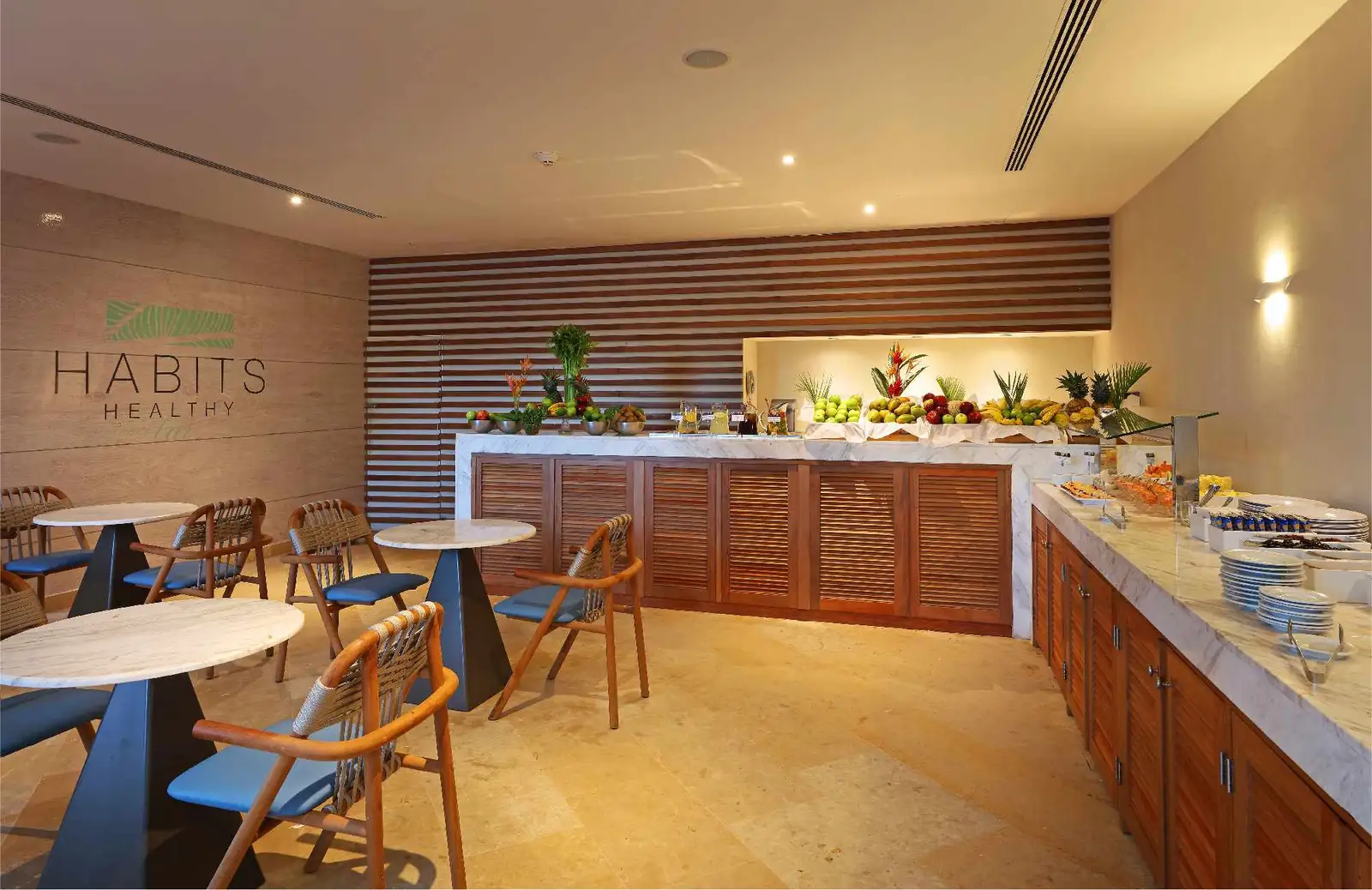 Grand-Palladium-Punta-Cana-Resort-Spa-habits