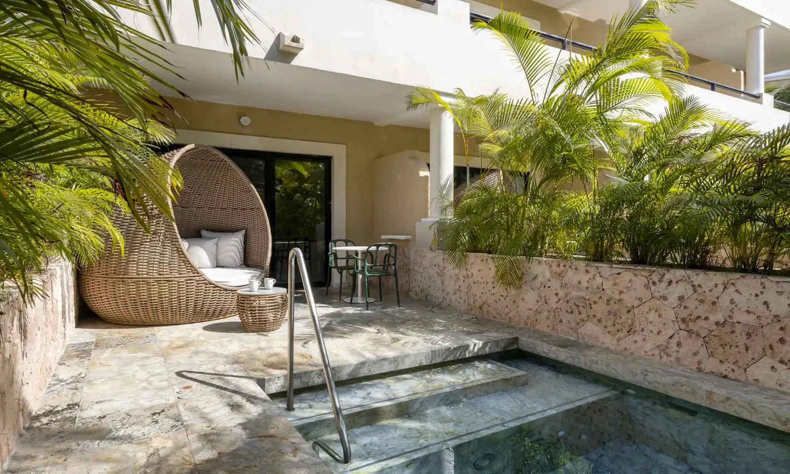 TRS-YUCATAN-HOTEL-Junior-Suite-Private-Pool-Poolside4