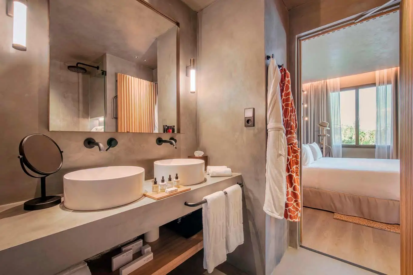 only-you-malaga-junior-suite-terrace-marina-1