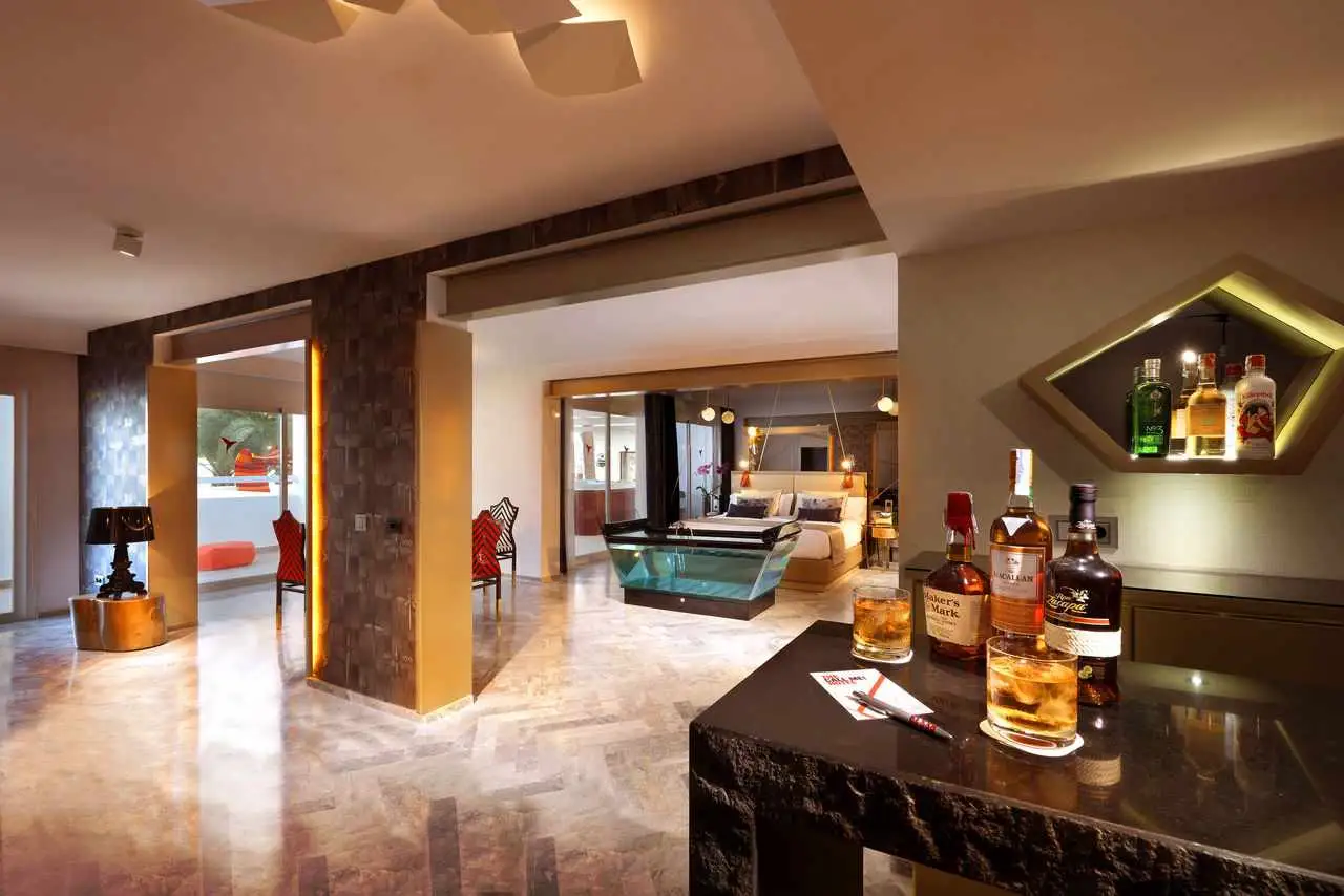 Ushuaia-Ibiza-Beach-Hotel-The-Suite-XPA